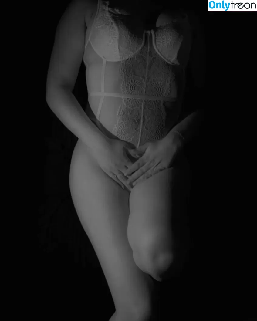 Evyjtz22 nude photo #0035 (Evyjtz22)