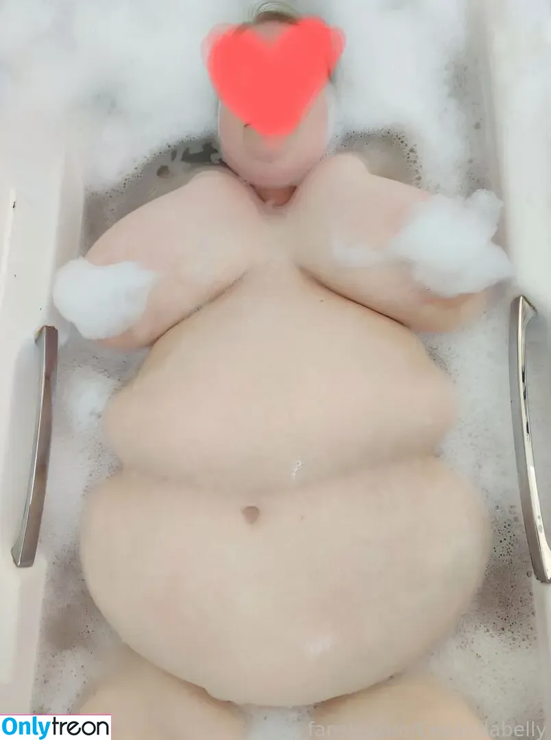 Expandabelly nude photo #0002 (Expandabelly)