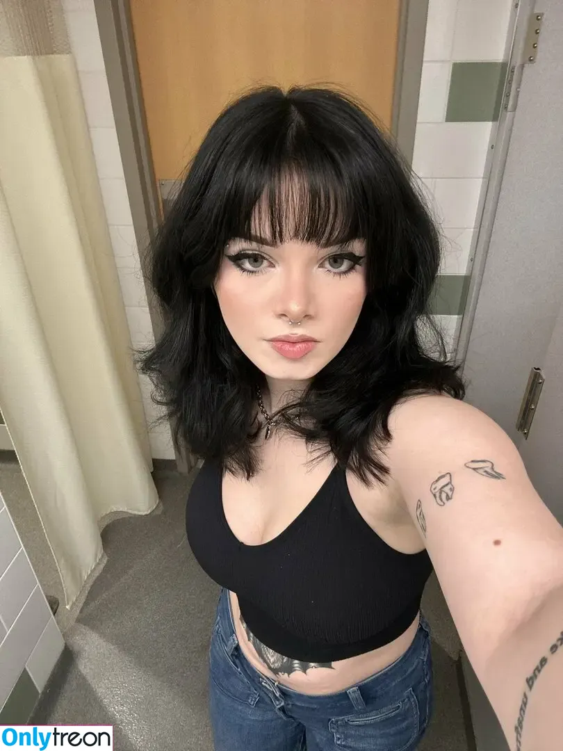 Extragal голая photo #0027 (extraroxy / grace4nne)