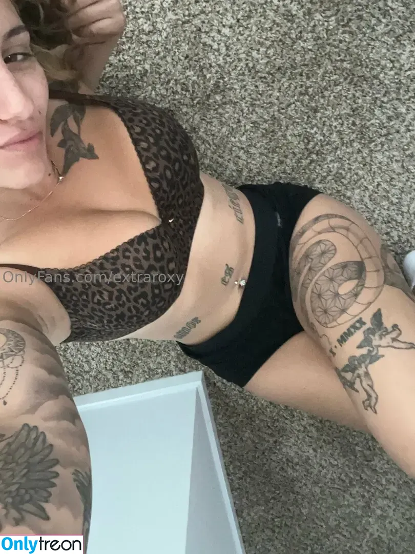 extraroxy nude photo #0189 (Extrasav / paparoxy)