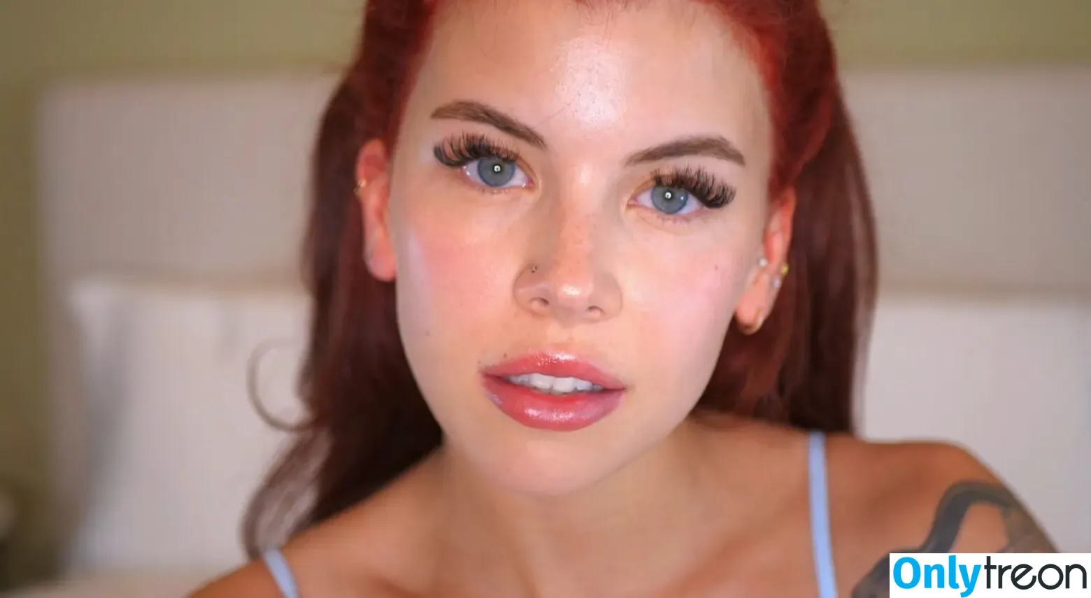 Eye Contact nude photo #0125 (Face Fetish / stellavonsavage)