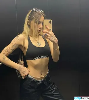 Eylul Adiguzel / eylue / eylul / eyluladiguzel nude photo #0011