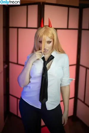 Ezy Summers Cosplay / ezysummerscosplay nude photo #0668