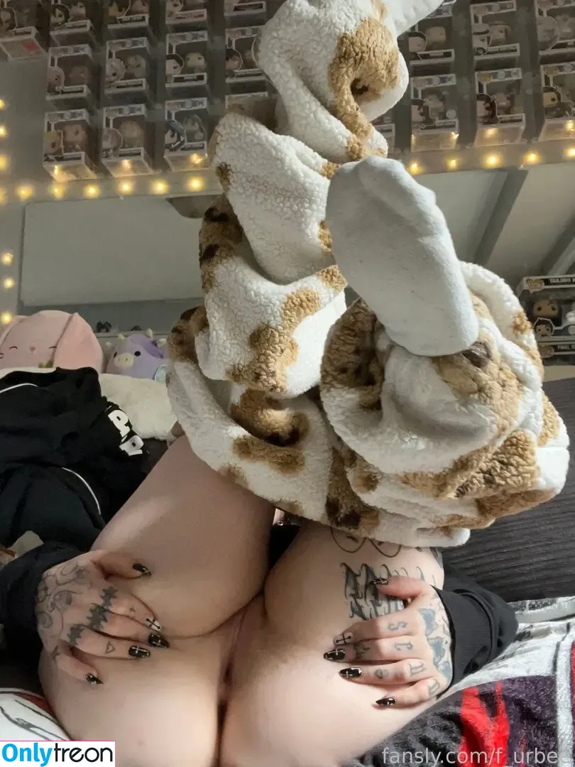 f_urbee nude photo #0717 (furbee._ / furbs0)