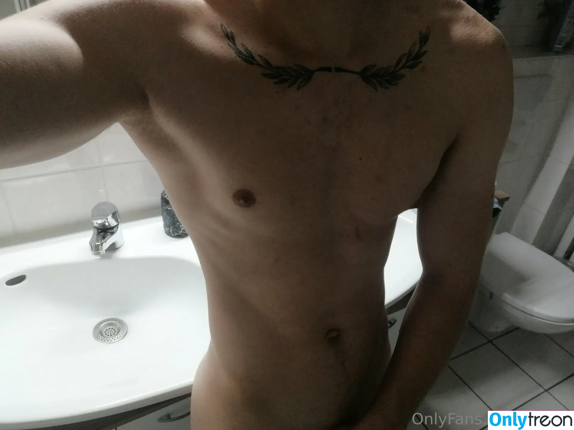 f1tk1t голая photo #0006 (lukasx.3112)