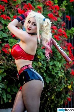 fabibiworldcosplay / fabinui nude photo #0207