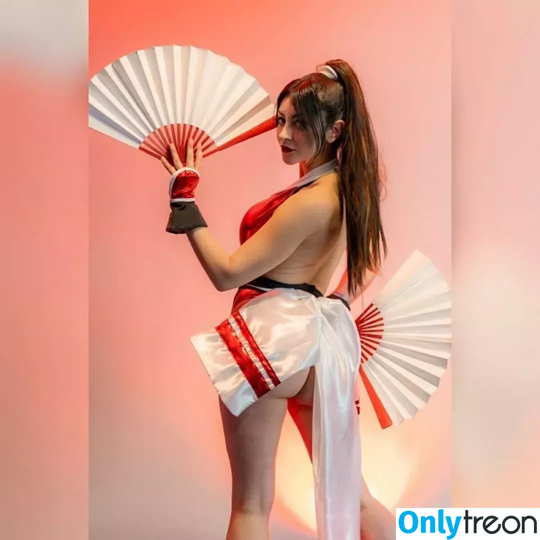 fabibiworldcosplay nude photo #0156 (fabinui)