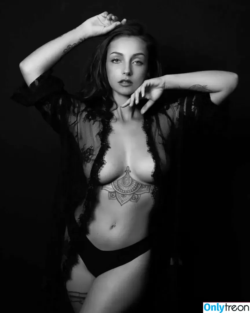 Fabiola голая photo #0010 (Fabiolaholystone / fabiolavoguel)