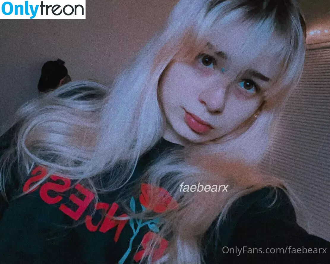 faebearx nude photo #0001 (fae.x.bear)