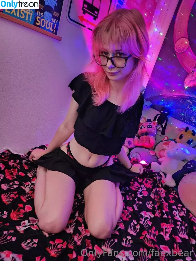 faebearx nude photo #0122 (fae.x.bear)