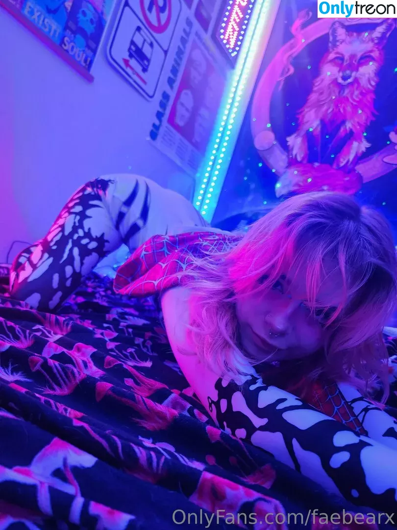 faebearx nude photo #0171 (fae.x.bear)