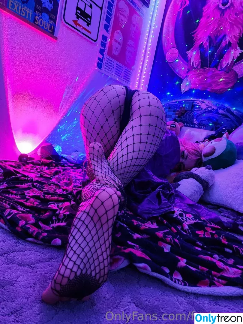faebearx nude photo #0185 (fae.x.bear)