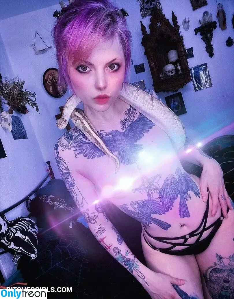Faerie Blossom nude photo #1083 (FaerieBlossom / Nimue / faerie_blossom)