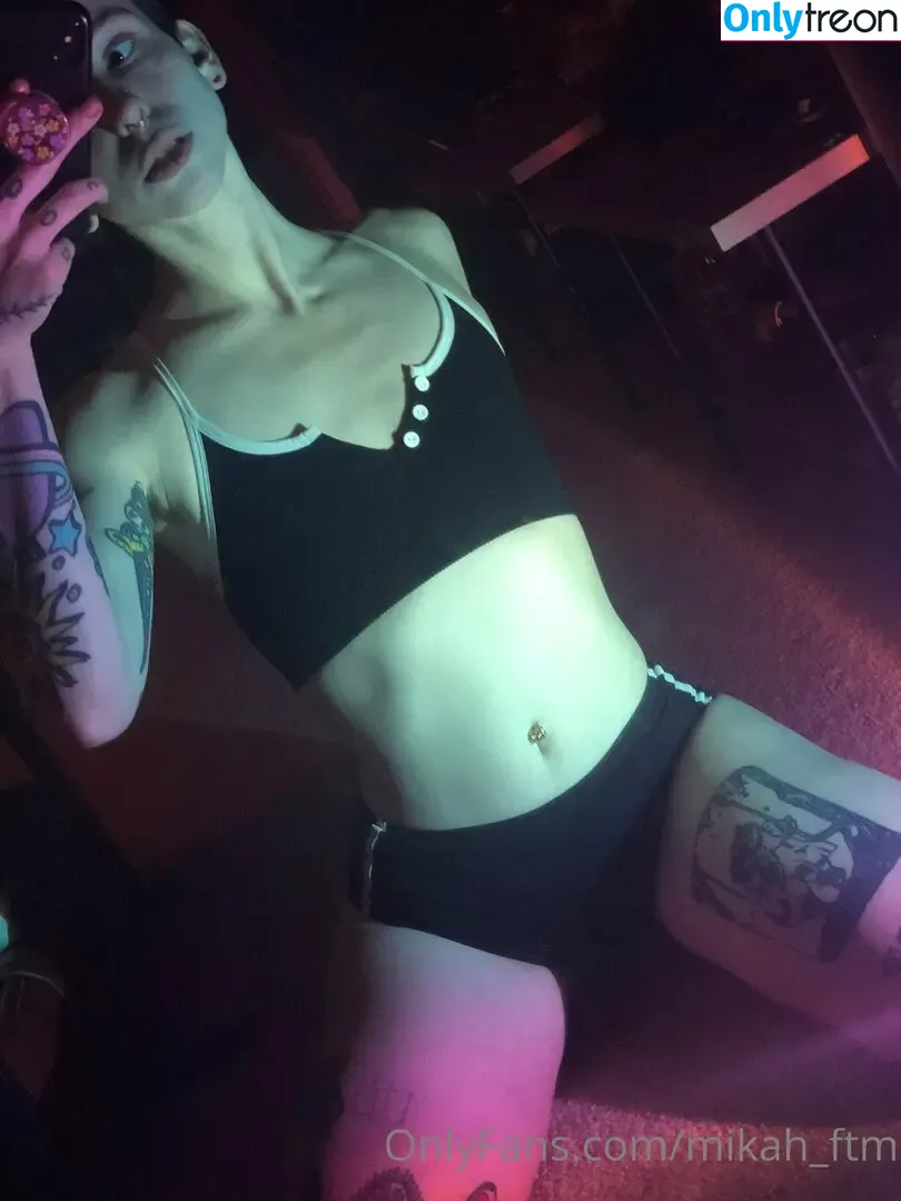 faguettemikah nude photo #0011 (fagu3tt3)