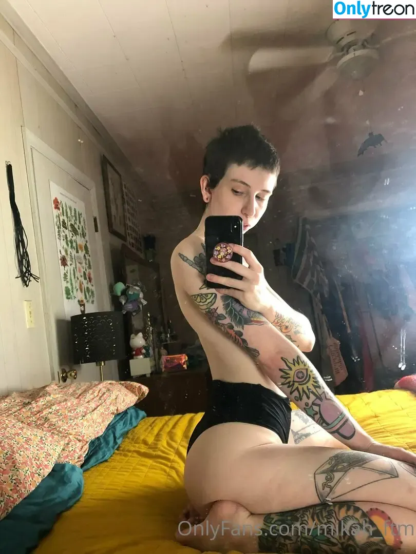 faguettemikah голая photo #0020 (fagu3tt3)