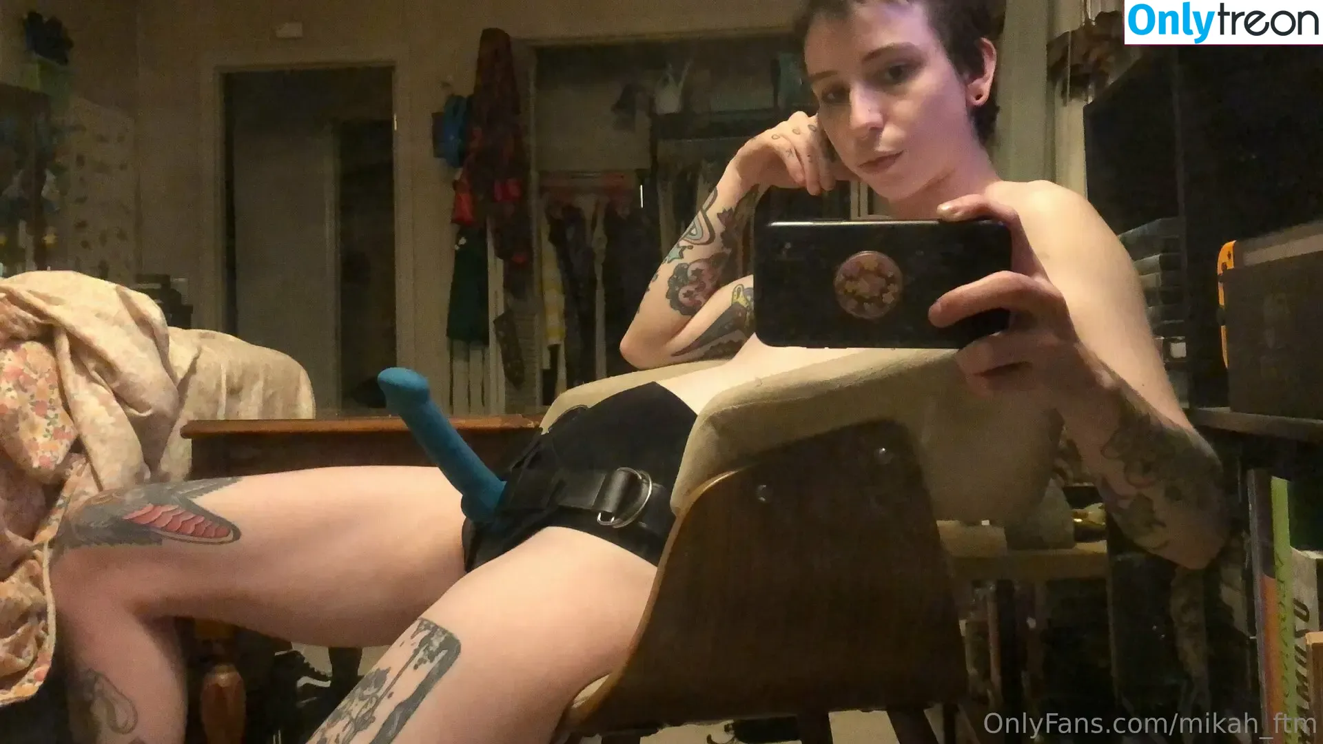 faguettemikah голая photo #0035 (fagu3tt3)