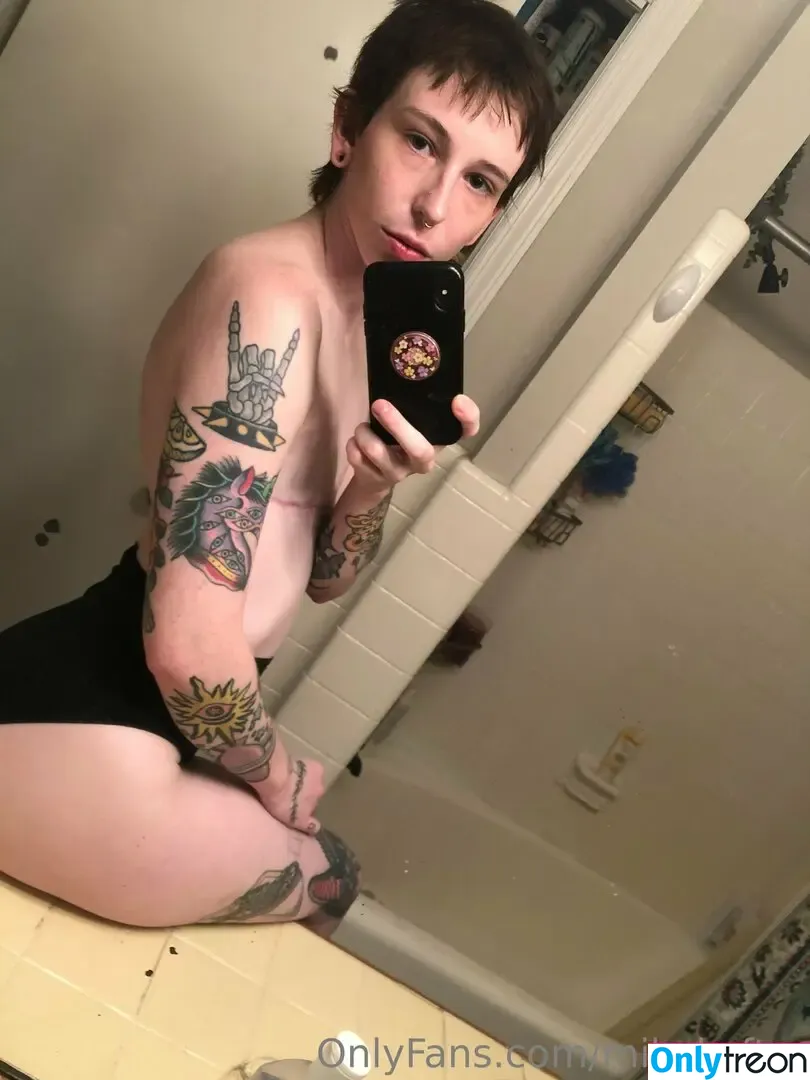 faguettemikah nude photo #0042 (fagu3tt3)