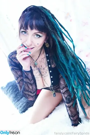Fairyfjonda / fairyagenda nude photo #0001