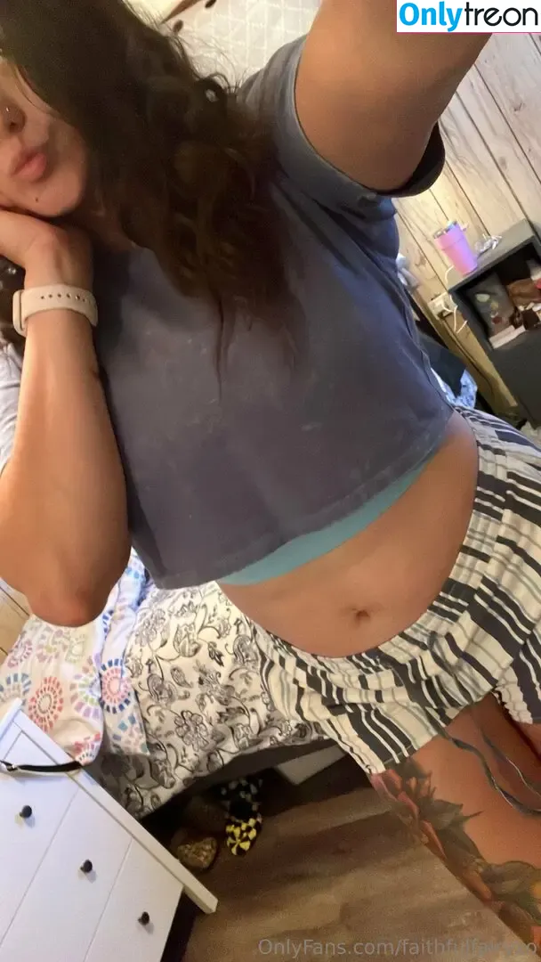 faithfulfairyxo nude photo #0006 (gurgle_gallery)