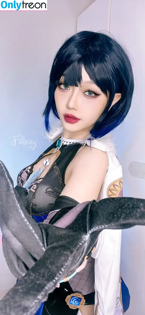 Faixvey nude photo #0016 (Faixvey)