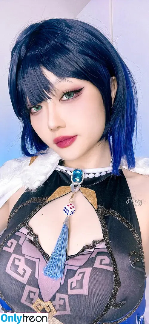 Faixvey nude photo #0020 (Faixvey)