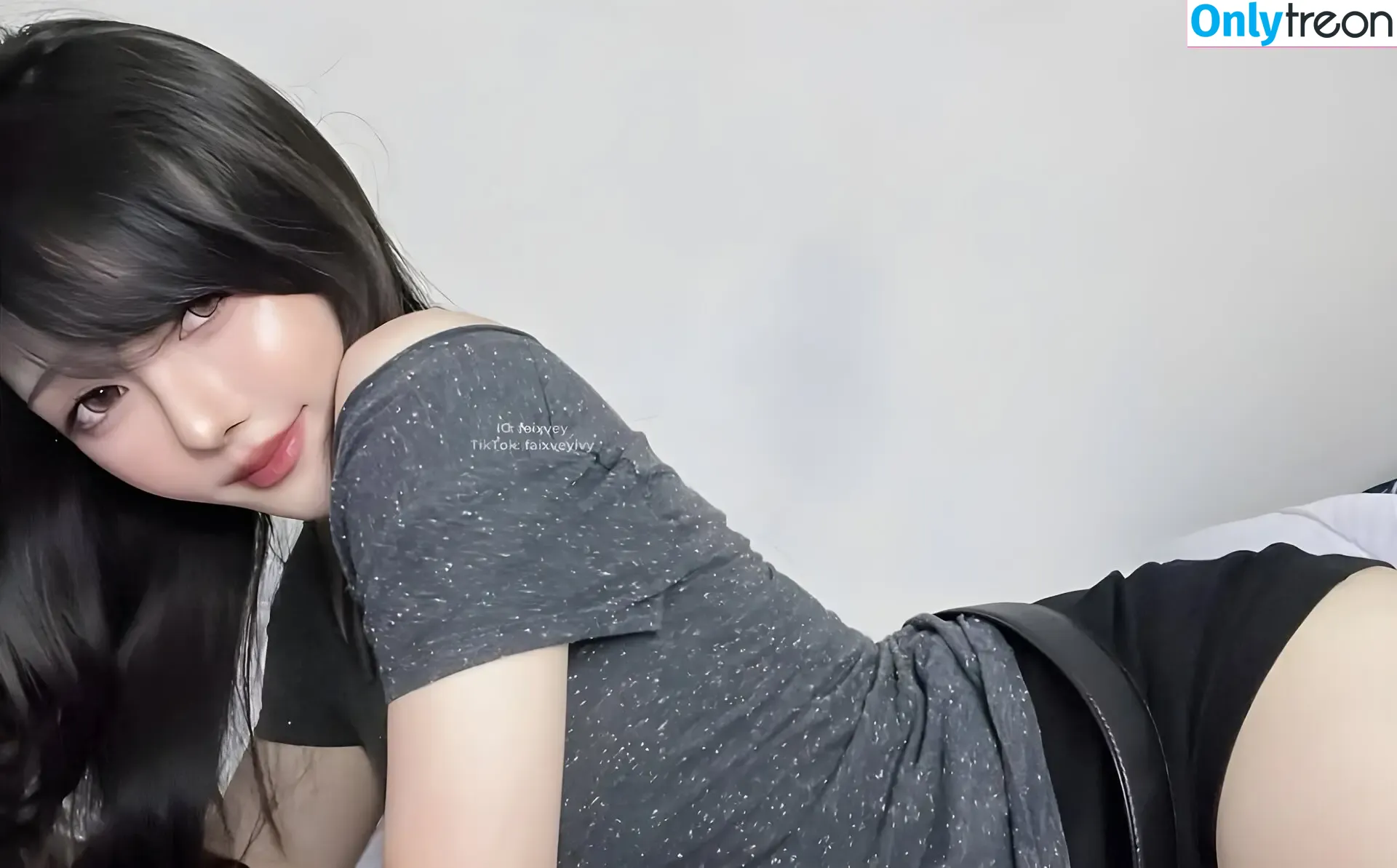 Faixvey nude photo #0041 (Faixvey)