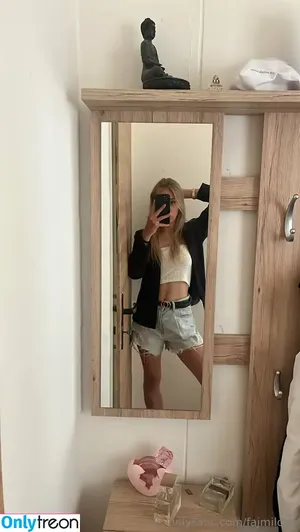  nude photo #0009