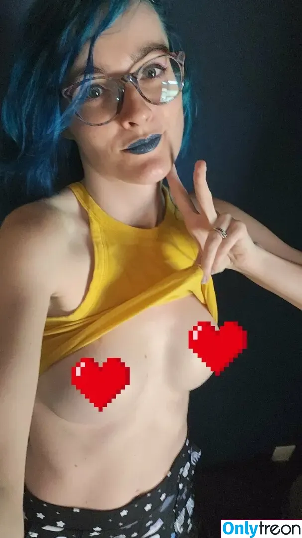 Falinxie nude photo #0004 (falinxie_)