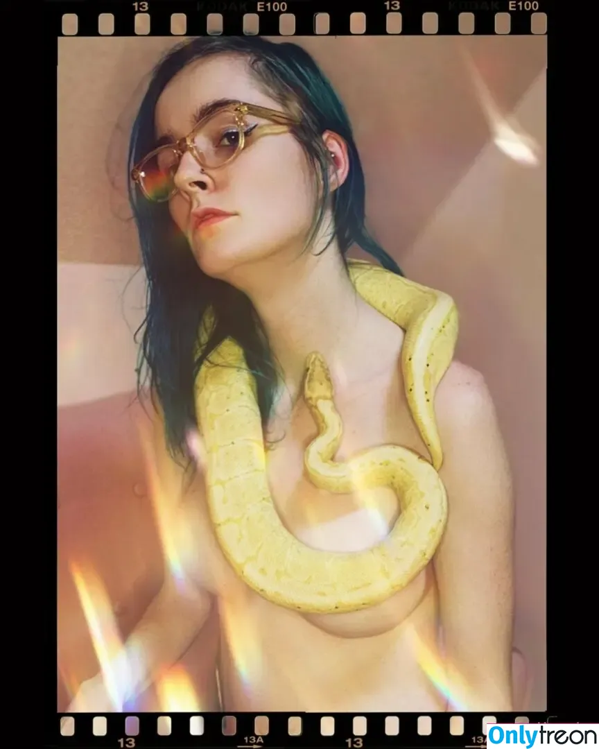 Falinxie nude photo #0011 (falinxie_)