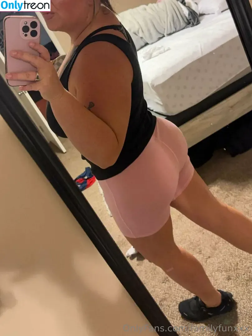 familyfunxxx nude photo #0102 (familyfunxxx)