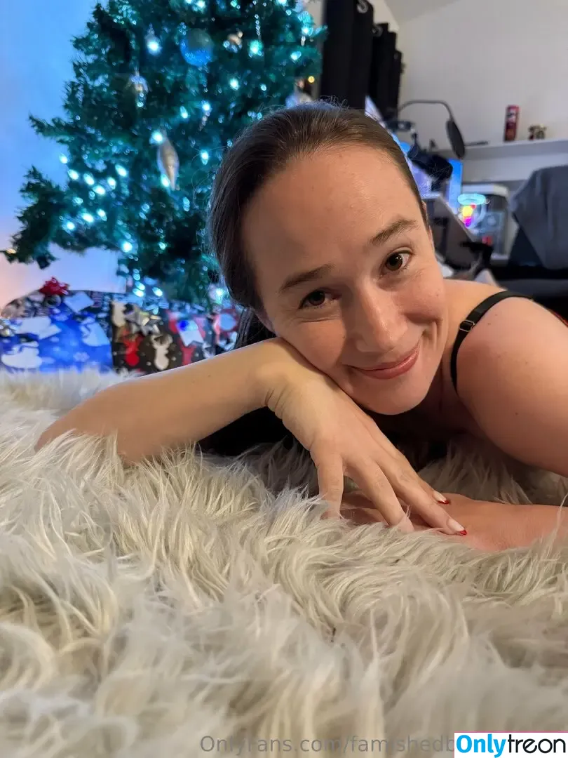 famishedbubblesfree голая photo #0026 (famishedbubblesfree)