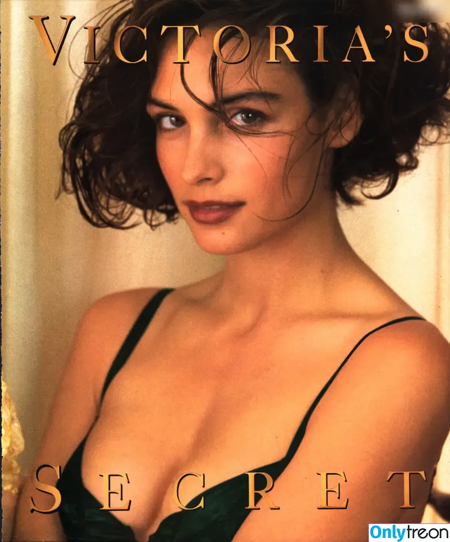Famke Janssen голая photo #0050 (famkefatale)