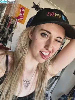 FandomReactions / fandomreactgirls nude photo #0602