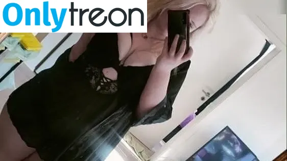 Fanny99 nude photo #0013 (fanny._.99)