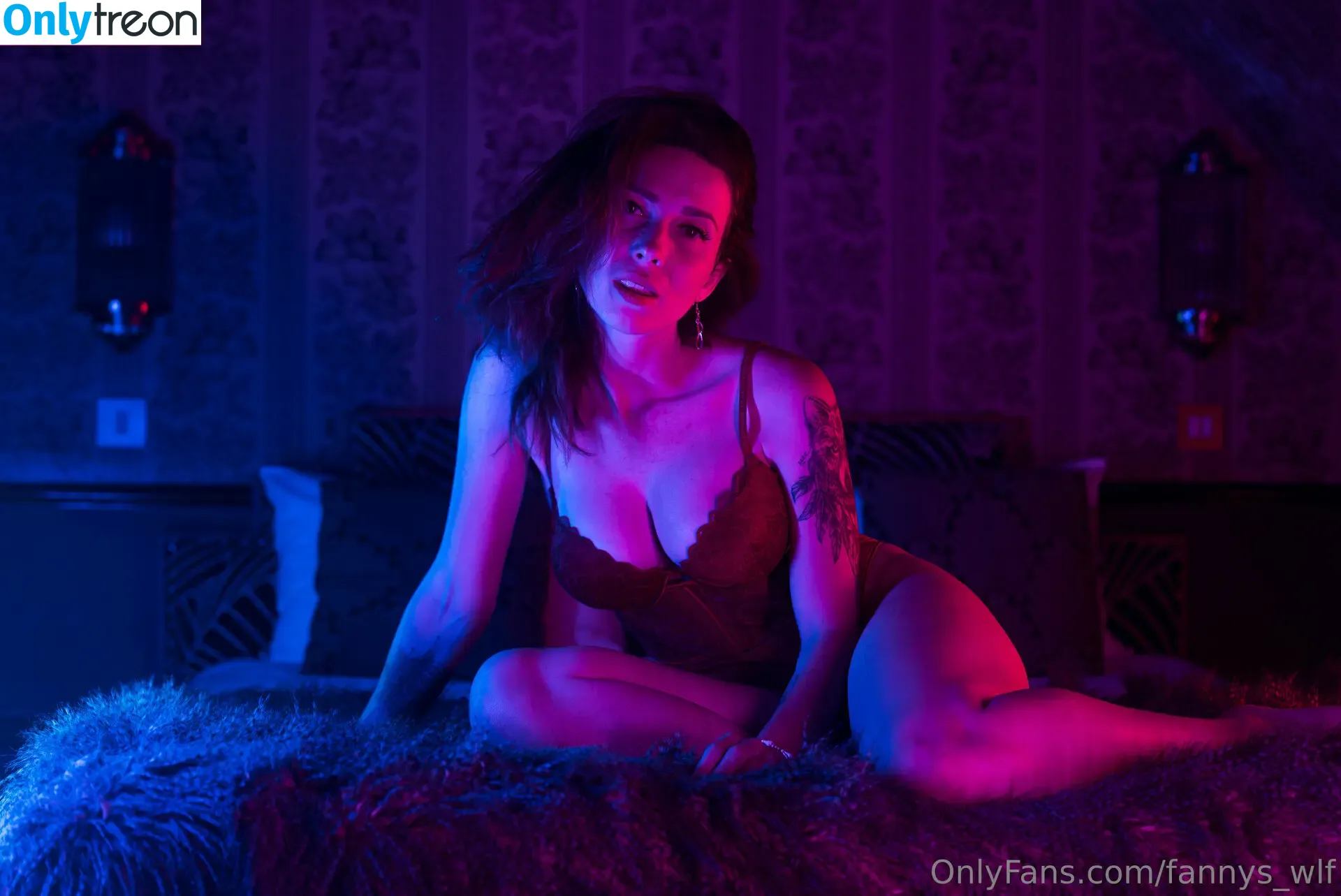 fannys_wlf голая photo #0047 (fannys_wlf)