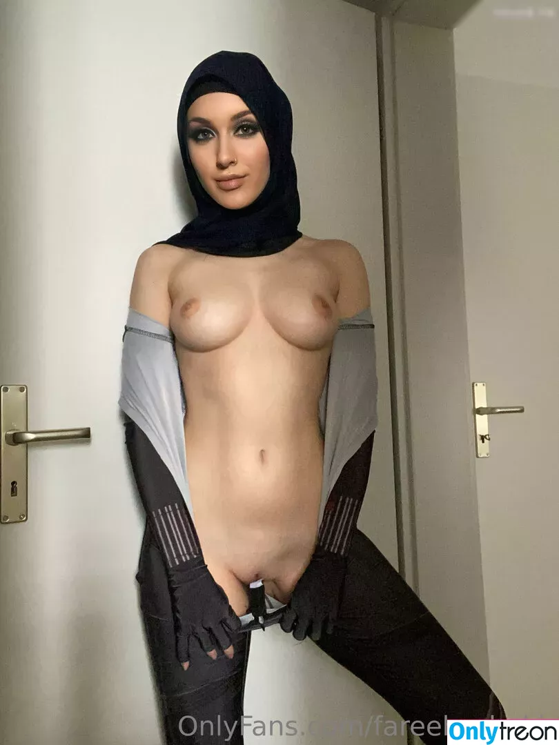 Fareeha Bakir nude photo #0213 (fareeha_bakir / hotmuslimgirlz)