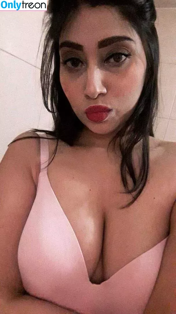 farihapriyam nude photo #0012 (farihapriyam)