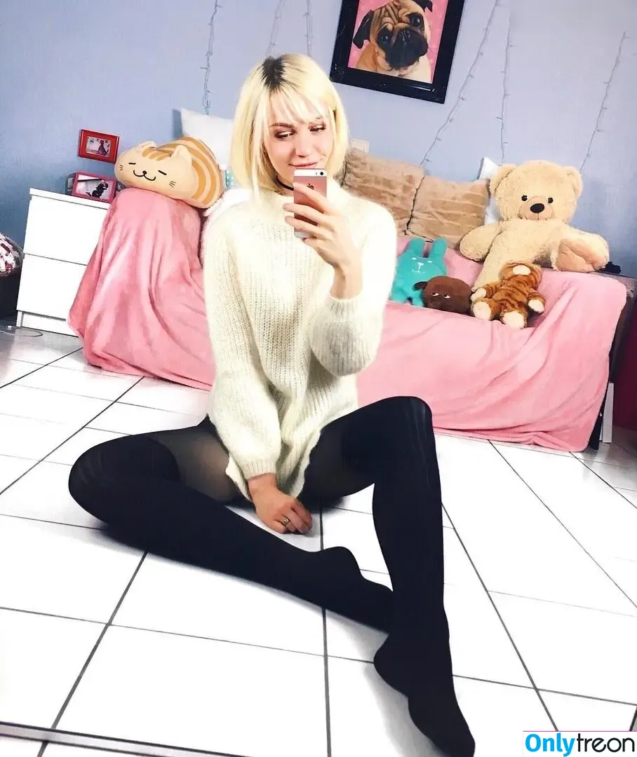 Farina Jo nude photo #0010 (farinabehm)