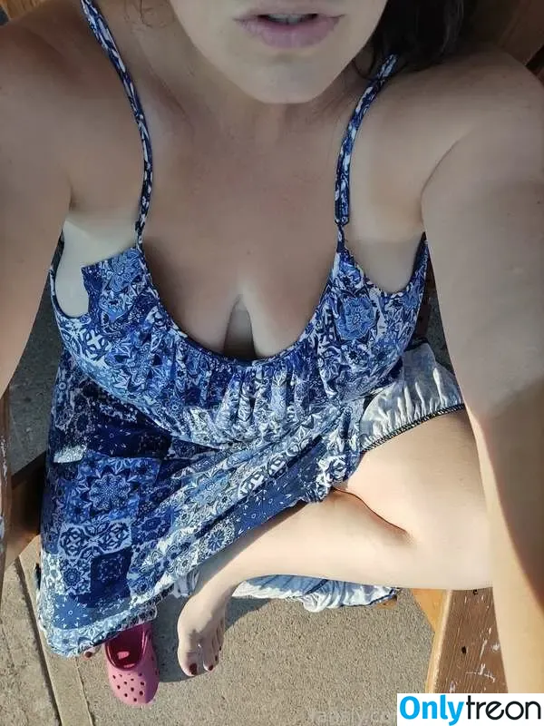 farrahpfister nude photo #0142 (farrahsafiakhan)