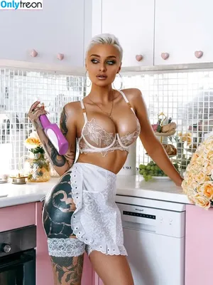 farruhhhamraeva / user nude photo #0492