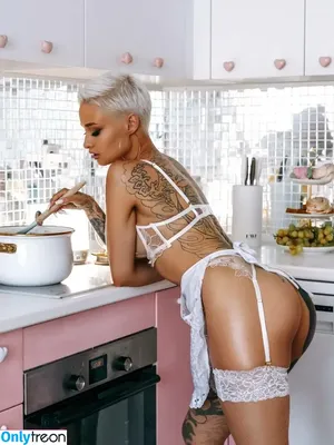 farruhhhamraeva / user nude photo #0493