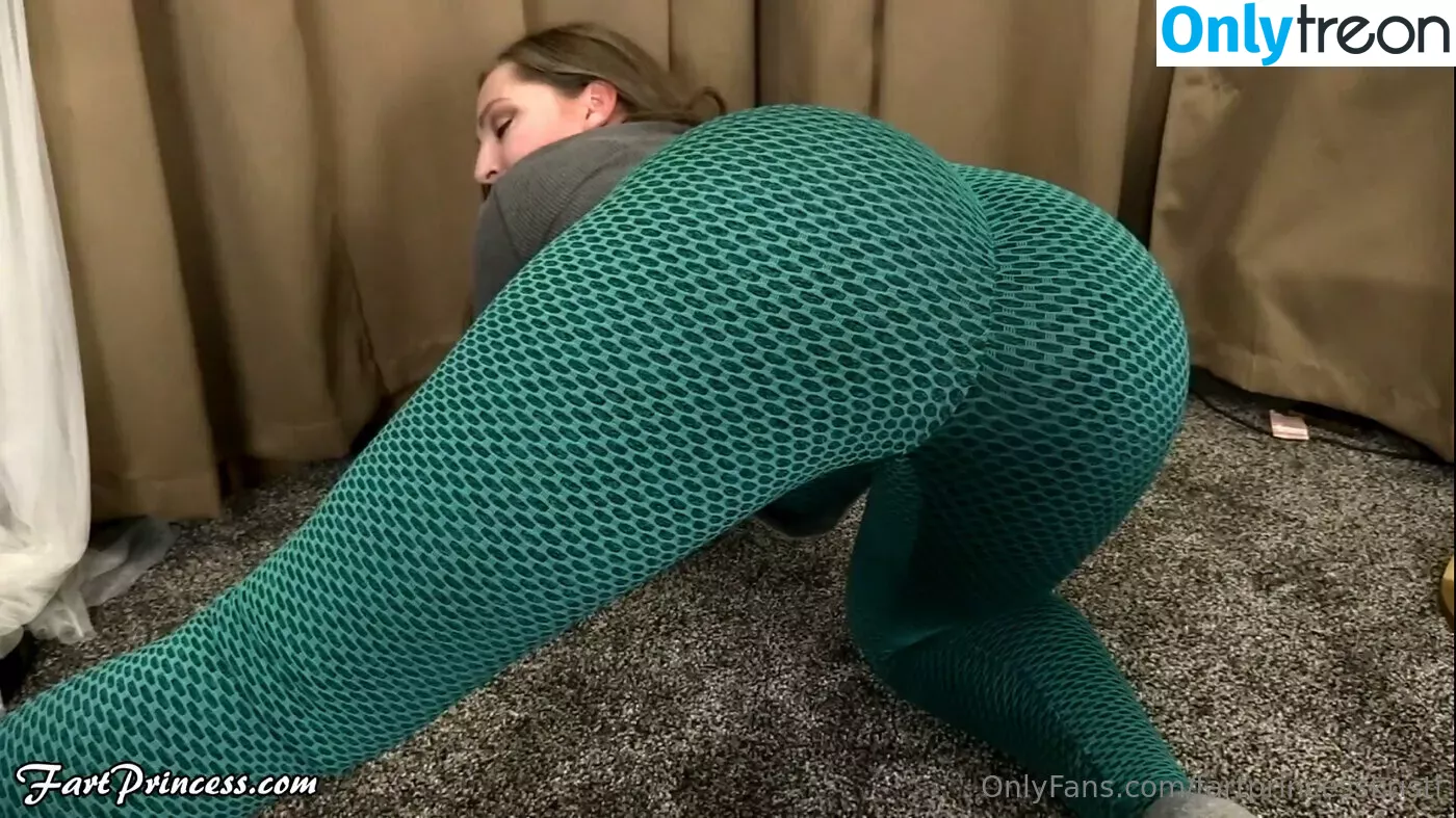 fartprincesskristi nude photo #0138 (fartprincesskristi)