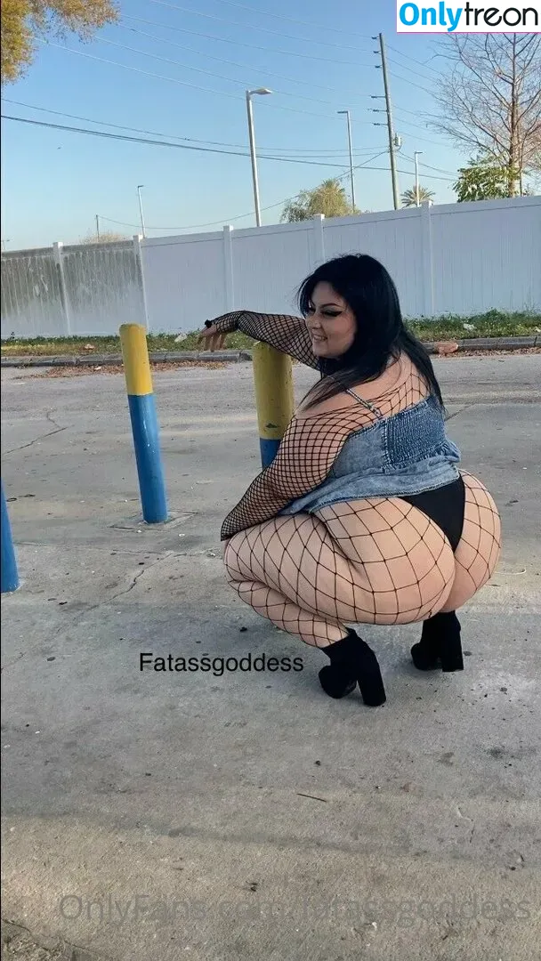 fatassgoddess голая photo #0304 (fatassgoddess_ / kymberli)