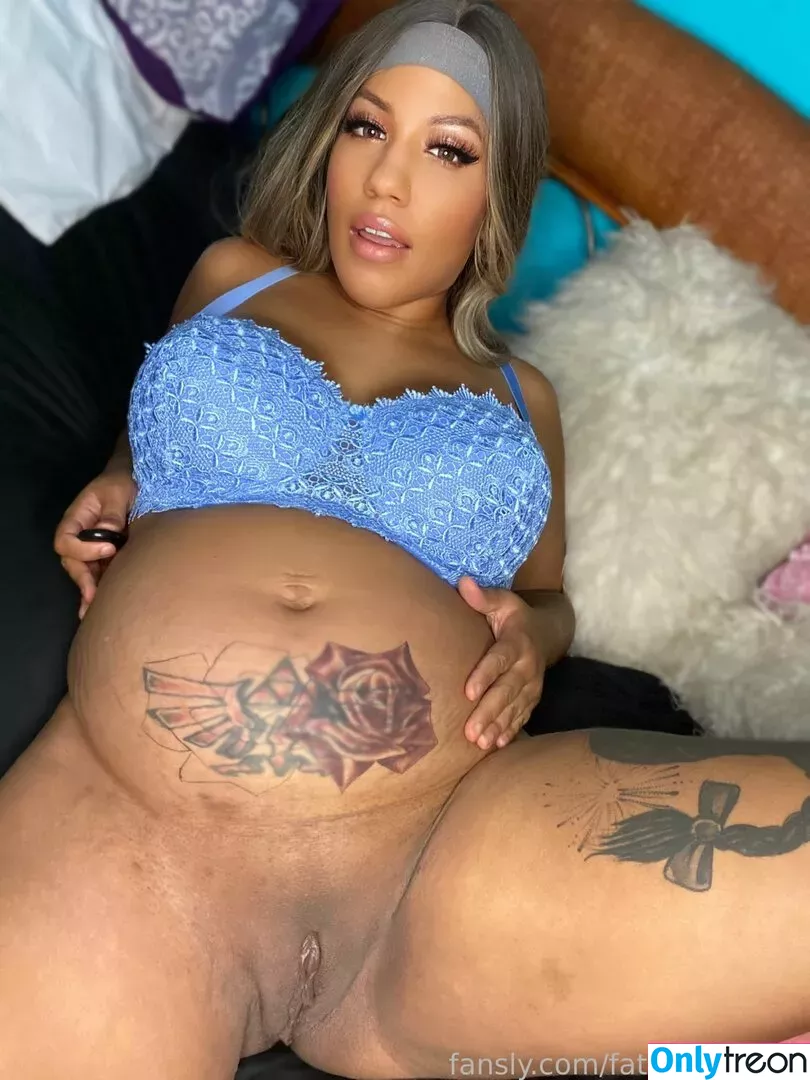 fatblacknerdy голая photo #0072 (Momoko Mitchell)