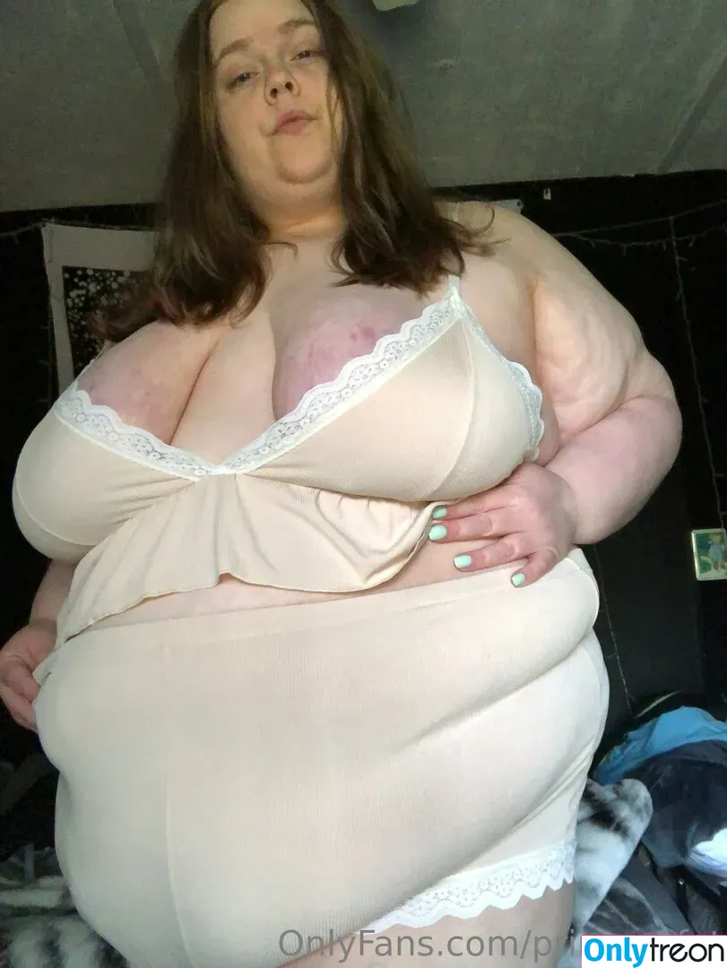 fatstonerchick.free nude photo #0069 (fatstonerchick)