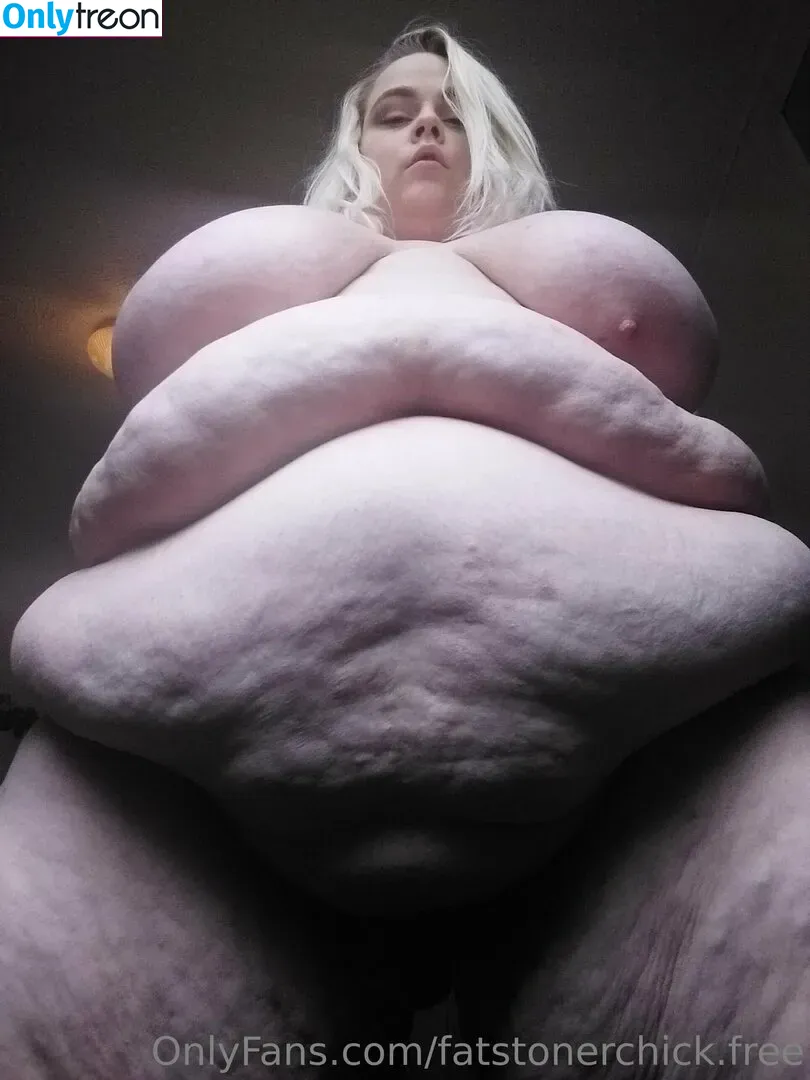fatstonerchick.free nude photo #0078 (fatstonerchick)