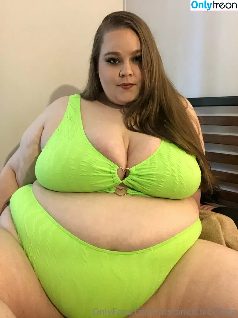 fatstonerchick.free nude photo #0115 (fatstonerchick)