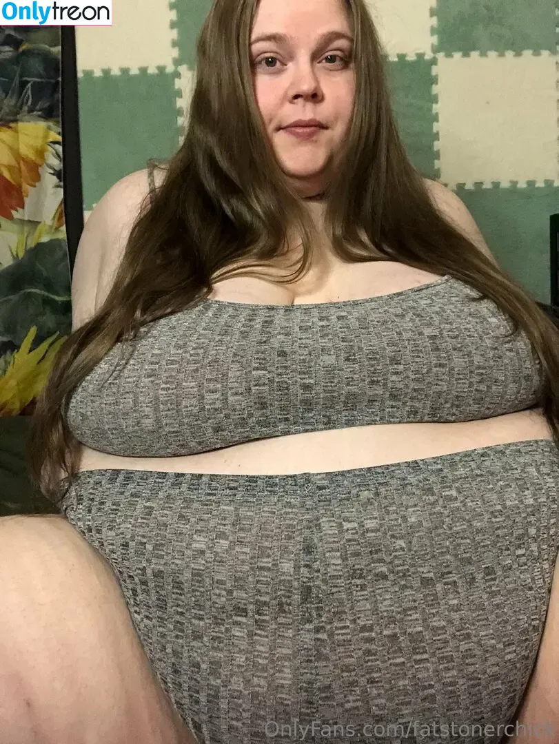 fatstonerchick nude photo #0279 (fatstonerchick)