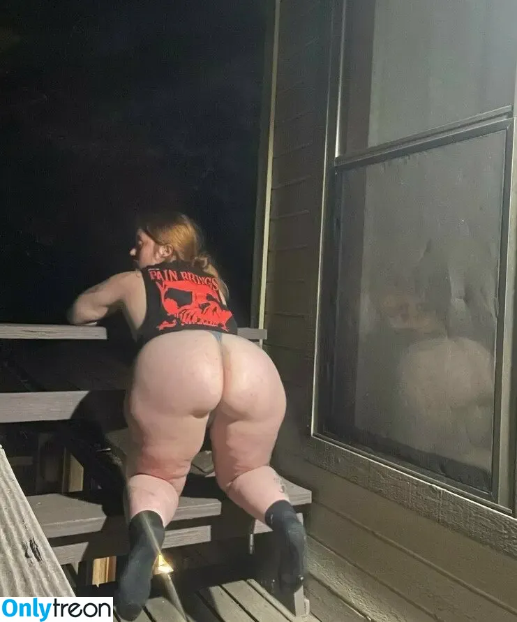 Fatty Kirkpatrick nude photo #0006 (flawlislawlis / mami__19)