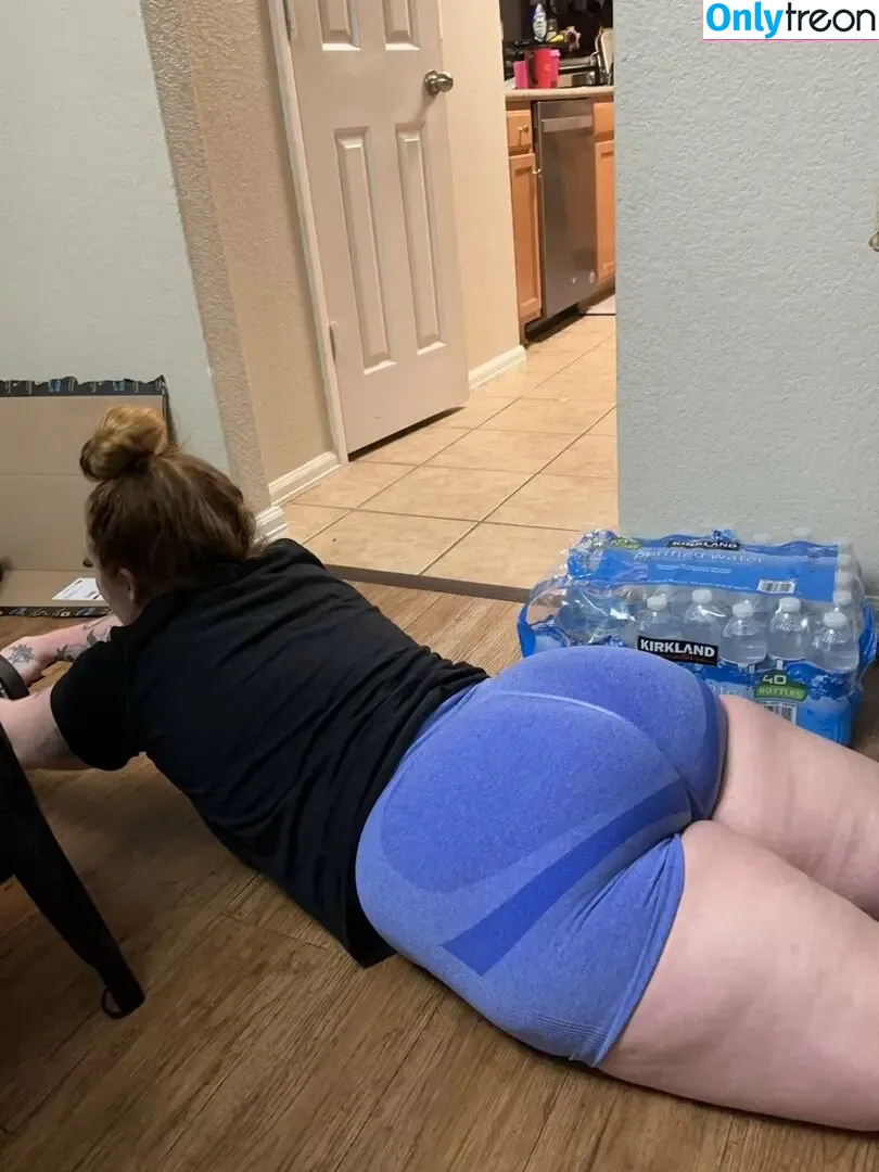 Fatty Kirkpatrick nude photo #0018 (flawlislawlis / mami__19)